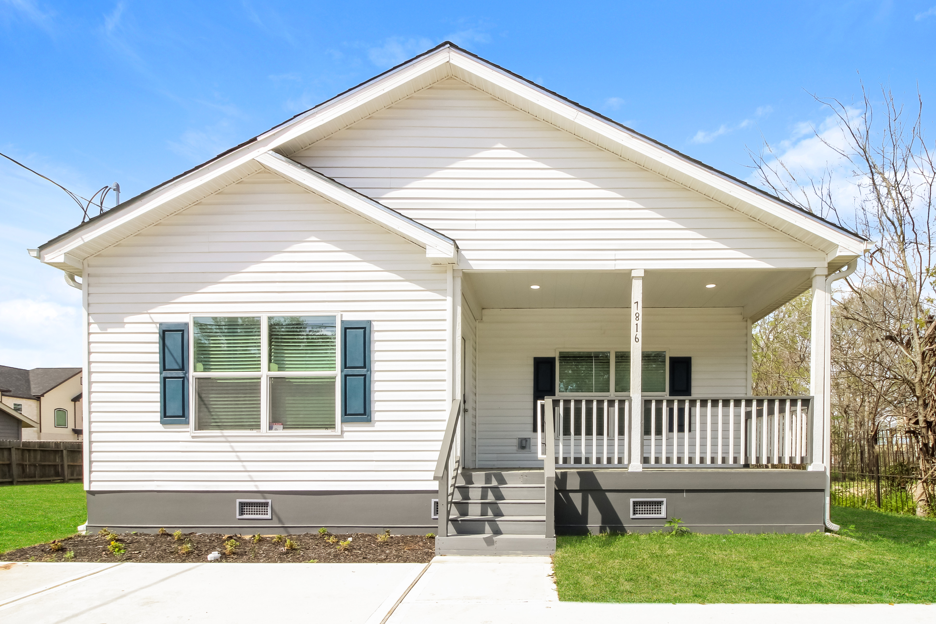 7816 Scott St HOUSTON, TX 77051
